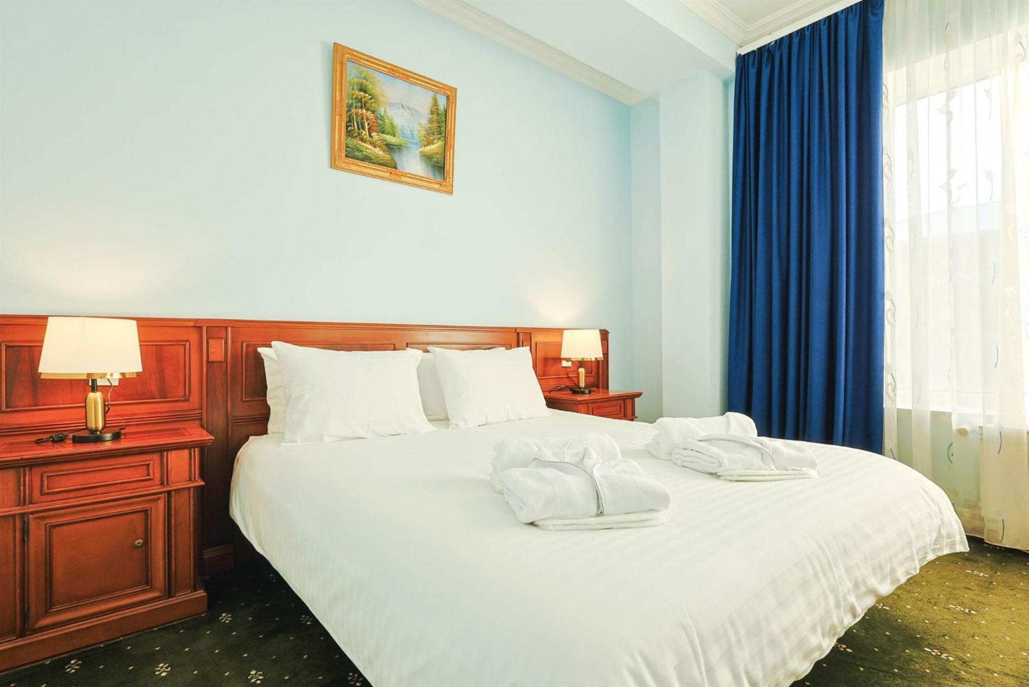 Lalaner Hotel Sisian ภายนอก รูปภาพ
